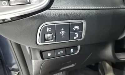 Hyundai Grandeur 2018, 129006 км, за 7358.21 USD - фото 28