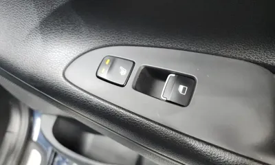 Hyundai Grandeur 2018, 129006 км, за 7358.21 USD - фото 34