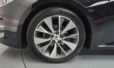 Kia K5 2016, 142730 км, за 5399.43 USD