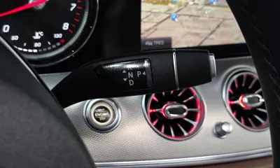 Mercedes-Benz E-Class 2018, 89914 км, за 13062.89 USD - фото 9