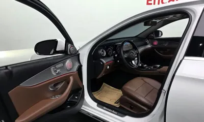 Mercedes-Benz E-Class 2018, 89914 км, за 13062.89 USD - фото 10