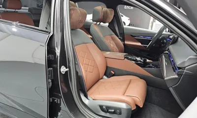 BMW 5-Series 2026, 5532 км, за 59426.27 USD - фото 26