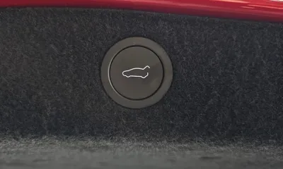 Tesla Model 3 2024, 10736 км, за 29599.3 USD - фото 39
