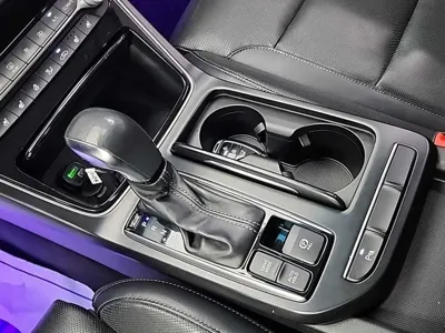 Hyundai Grandeur 2017, 148858 км, за 6940.78 USD - фото 8