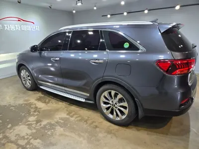 Kia Sorento 2019, 82771 км, за 13651.43 USD - фото 19
