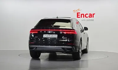 Audi Q8 2020, 79144 км, за 35338.92 USD