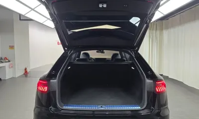 Audi Q8 2020, 79144 км, за 35338.92 USD - фото 20