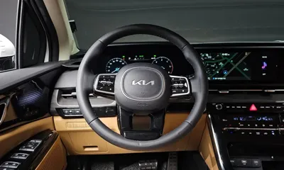 Kia Canival 2023, 10733 км, за 24172.17 USD - фото 13