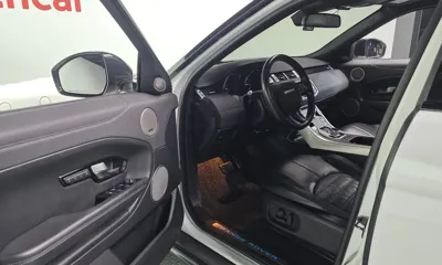 Land Rover Range Rover Evoque 2016, 106697 км, за 7888.44 USD - фото 10