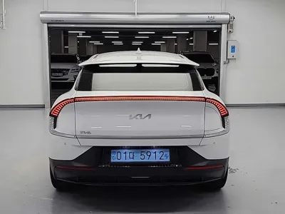 Kia EV6 2022, 105528 км, за 17499.36 USD