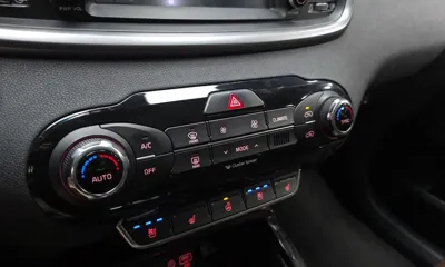 Kia Sorento 2015, 142920 км, за 6765.55 USD - фото 31