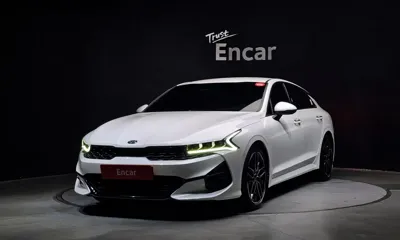 Kia K5 · 2020 год