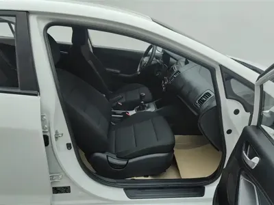 Kia K3 2016, 72700 км, за 2913.42 USD - фото 8