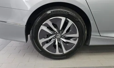 Honda Accord 2019, 93653 км, за 12685.41 USD