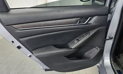 Honda Accord 2019, 93653 км, за 12685.41 USD - фото 25