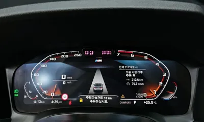 BMW 3-Series 2021, 117123 км, за 15628.67 USD - фото 8