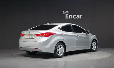 Hyundai Avante 2014, 89111 км, за 4234.53 USD