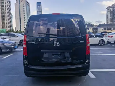 Hyundai H-1 2014, 130000 км, за 5811.5 USD