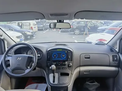 Hyundai H-1 2014, 130000 км, за 5811.5 USD - фото 9