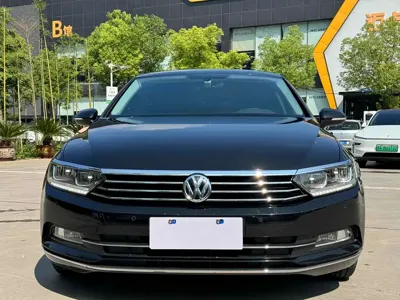 Volkswagen Magotan 2019, 44000 км, за 12212.83 USD