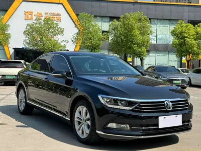 Volkswagen Magotan 2019, 44000 км, за 12212.83 USD