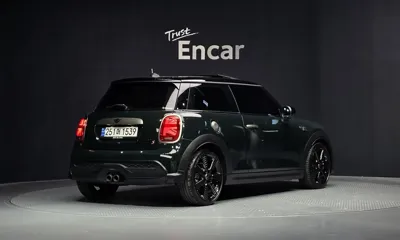 MINI Cooper 2023, 37967 км, за 18326.32 USD
