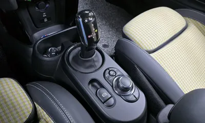MINI Cooper 2023, 37967 км, за 18326.32 USD - фото 9