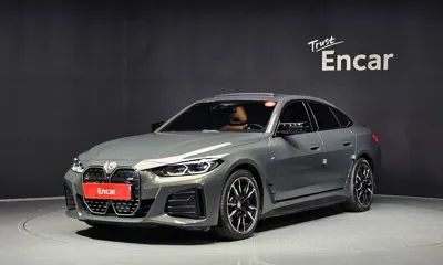 BMW i4 · 2023 год