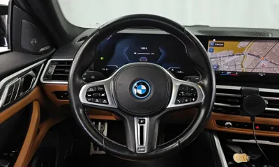 BMW i4 2023, 50124 км, за 35118.81 USD - фото 13