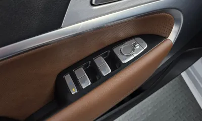 Genesis G70 2018, 56566 км, за 11661.24 USD - фото 27
