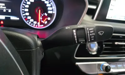 Genesis G70 2018, 56566 км, за 11661.24 USD - фото 30