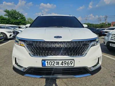 Kia Canival 2021, 109252 км, за 15309.45 USD
