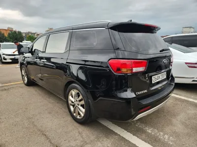 Kia Canival