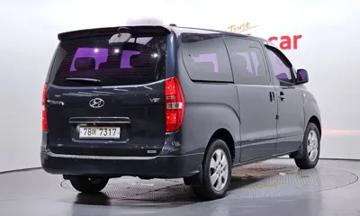 Hyundai Starex 2015, 163190 км, за 5842.2 USD