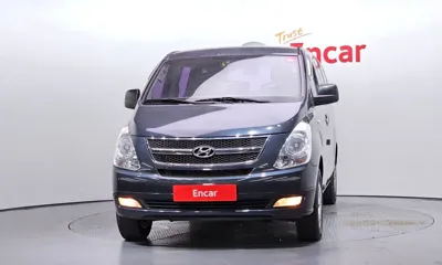 Hyundai Starex 2015, 163190 км, за 5842.2 USD