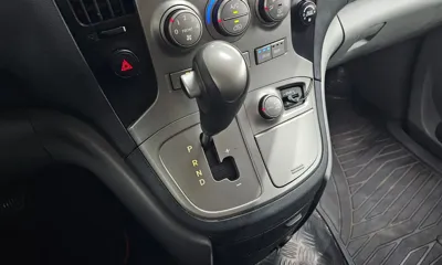 Hyundai Starex 2015, 163190 км, за 5842.2 USD - фото 9