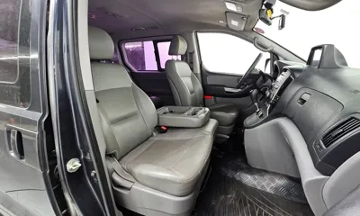 Hyundai Starex 2015, 163190 км, за 5842.2 USD - фото 16