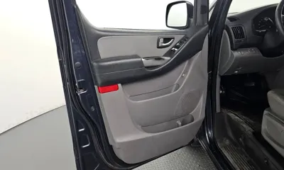 Hyundai Starex 2015, 163190 км, за 5842.2 USD - фото 24