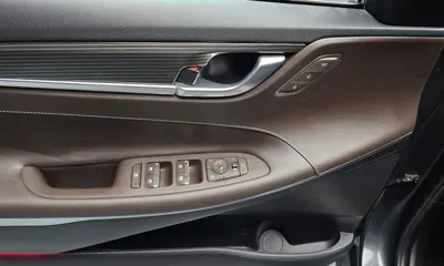 Hyundai Grandeur 2018, 139515 км, за 7417.62 USD - фото 19