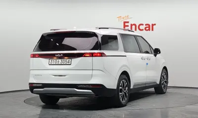 Kia Canival 2023, 114321 км, за 13148.33 USD