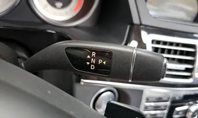 Mercedes-Benz E-Class 2014, 178423 км, за 6446.57 USD - фото 9