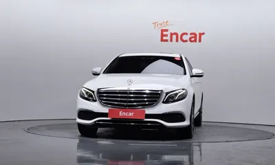 Mercedes-Benz E-Class 2018, 110005 км, за 15099.33 USD