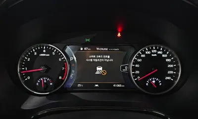 Kia Seltos 2023, 41065 км, за 13010.68 USD - фото 8
