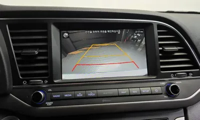 Hyundai Avante 2018, 30289 км, за 8465.19 USD - фото 14