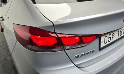 Hyundai Avante 2018, 30289 км, за 8465.19 USD - фото 23