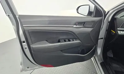 Hyundai Avante 2018, 30289 км, за 8465.19 USD - фото 24