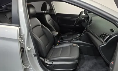 Hyundai Avante 2018, 30289 км, за 8465.19 USD - фото 26