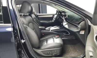 Hyundai Grandeur 2020, 70980 км, за 16221.51 USD - фото 26