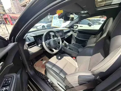 Lynk & Co 03 2022, 35000 км, за 9458.54 USD