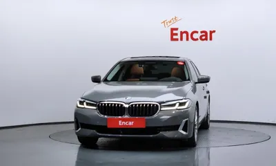 BMW 5-Series 2022, 84849 км, за 19692.79 USD
